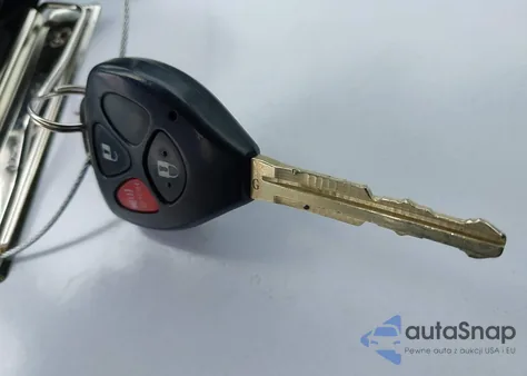 2012 Toyota Yaris z USA, uszkodzony, nr VIN JTDBT4K33CL010619